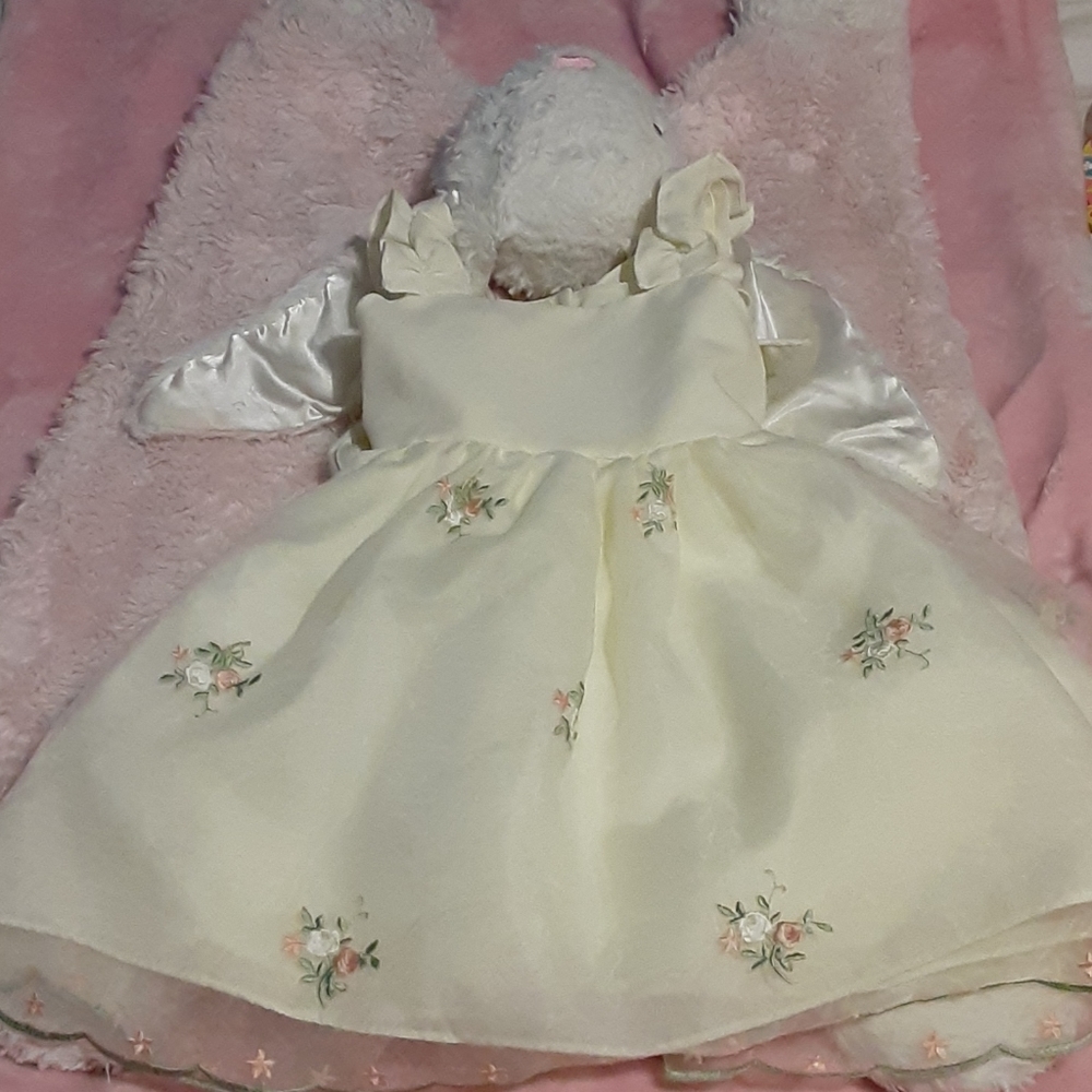Girls dress
